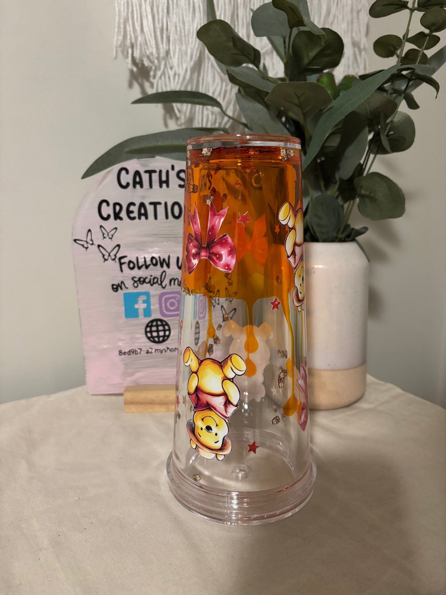 24oz Winnie the Pooh honey drip Snowglobe